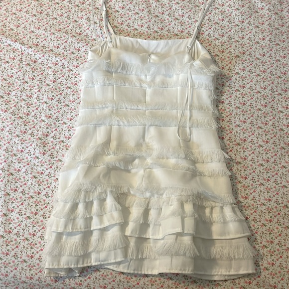 Princess Polly White Ruffled Dress - Picture 4 of 4